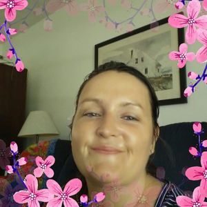 Meet your Posher, Laurie